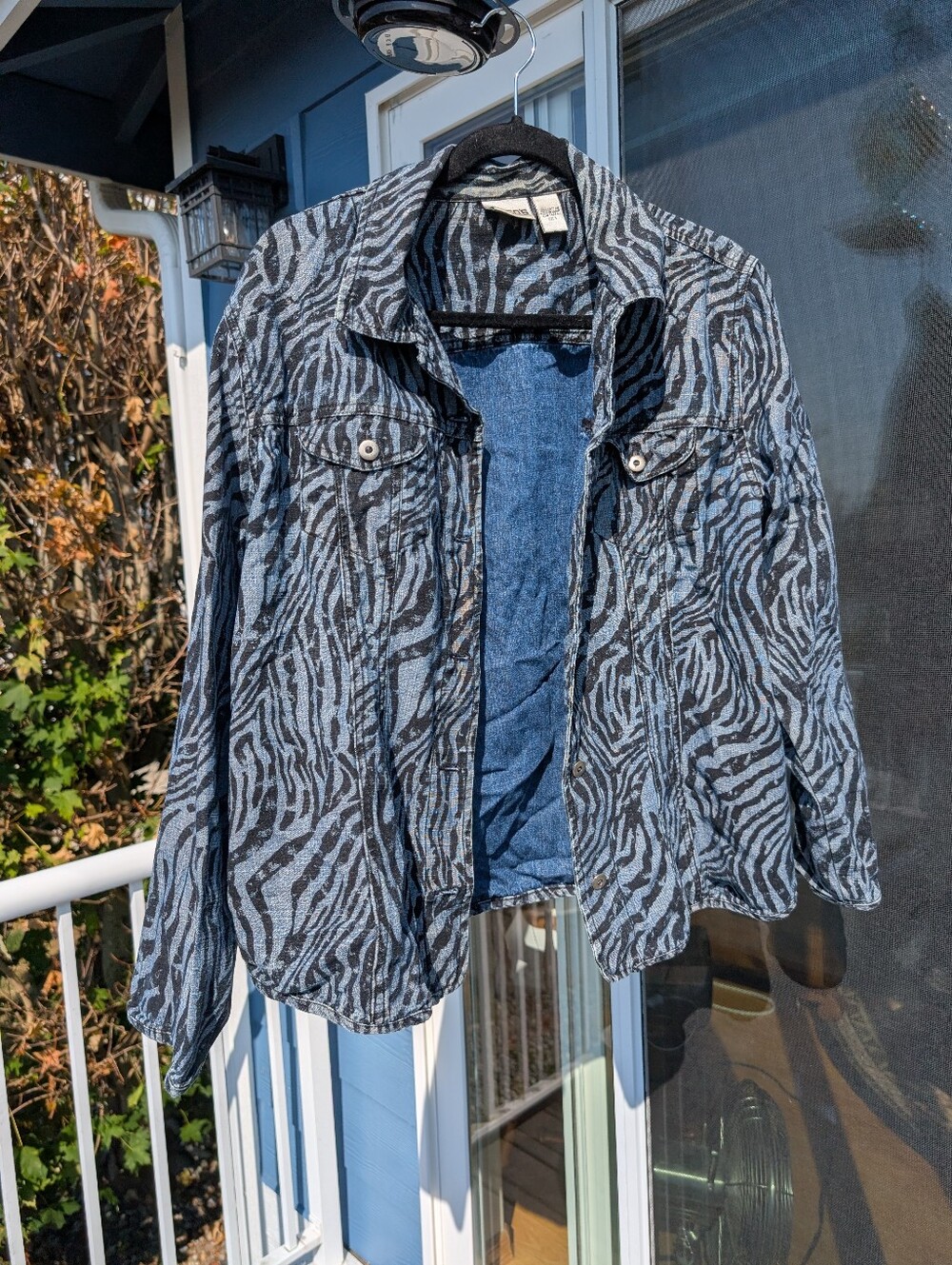 Chicos Black & Gray Zebra-Print Jean Jacket. Size 3